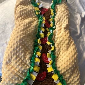 Thrills Fiesta Taco Dog Outfit - Cream, Green, Red